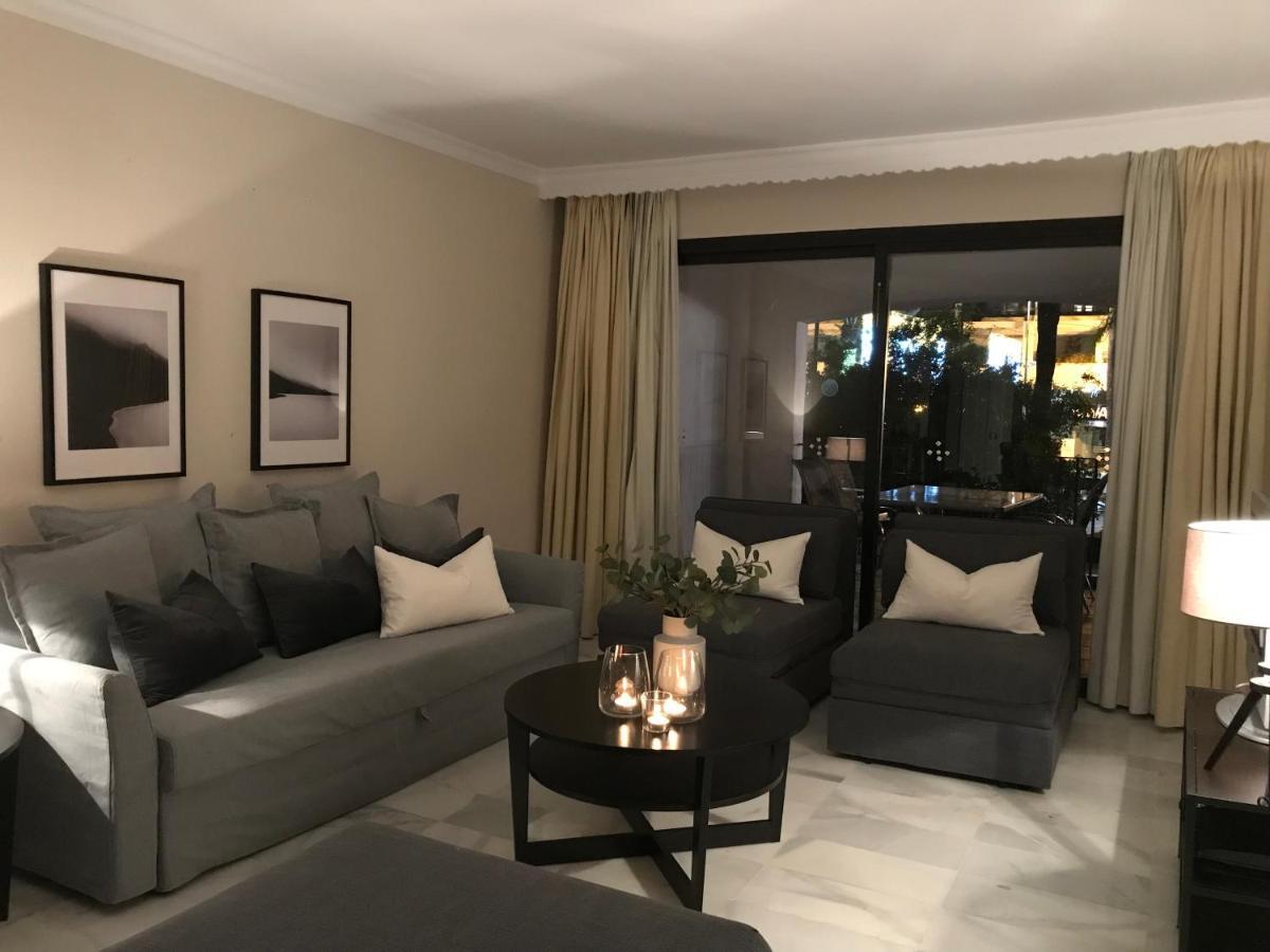 Large And Elegant In Puerto Banus With Pools And Paddle Apartamento Marbella Exterior foto