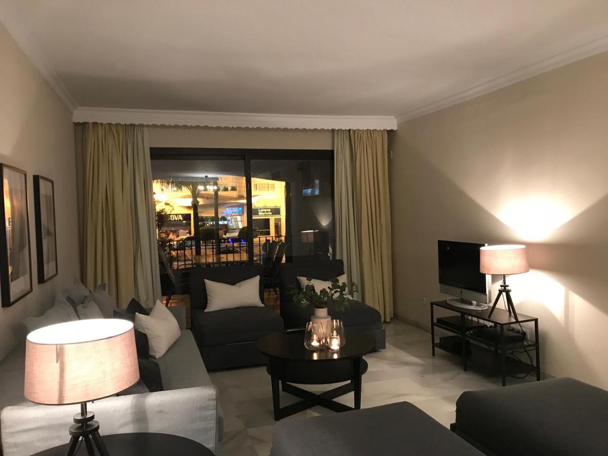 Large And Elegant In Puerto Banus With Pools And Paddle Apartamento Marbella Exterior foto